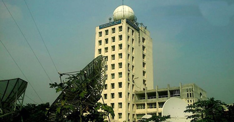 রাজধানী ঢাকা ও আশপাশের এলাকায় বজ্রবৃষ্টির আভাস, কমতে পারে লঘুচাপে